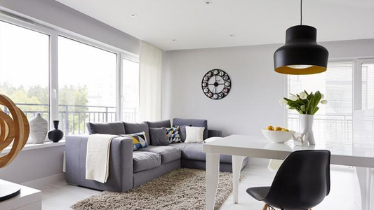 Minimalismo urbano en el salón